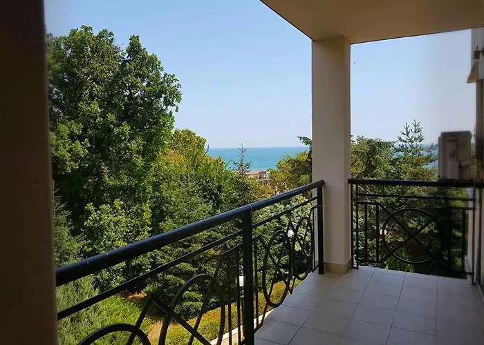 Apartment Golden Sands Rentals Apartments *