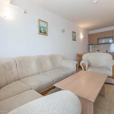 Golden Sands Rentals Apartments Апартаменти
