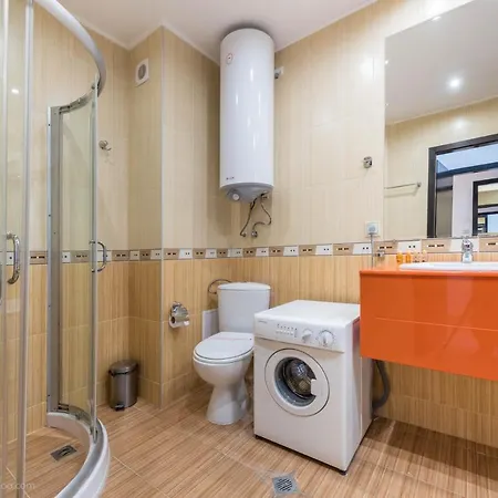 Апартаменти Golden Sands Rentals Apartments
