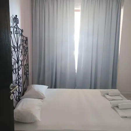 Golden Sands Rentals Apartments Goudstrand