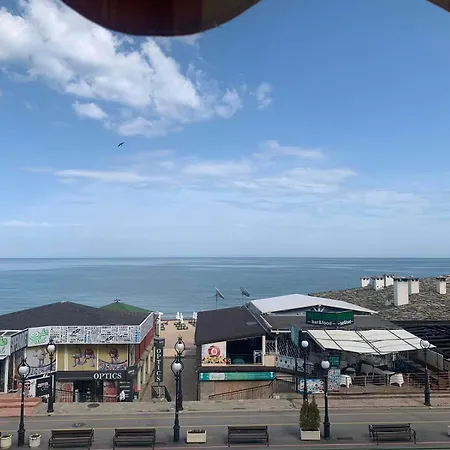 アパート Golden Sands Rentals Apartments