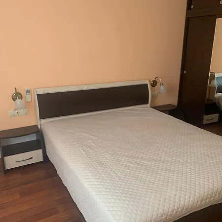 Golden Sands Rentals Apartments Appartement