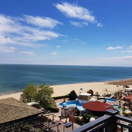 Golden Sands Rentals Apartments *