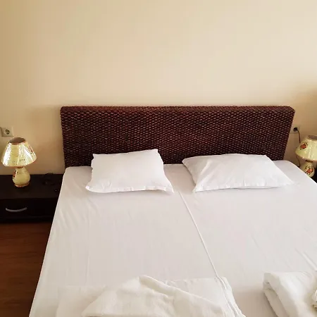 Golden Sands Rentals Apartments * Golden Sands