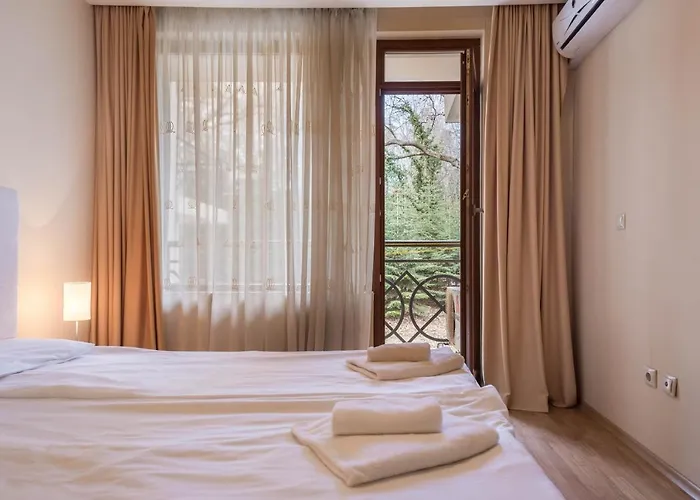 Golden Sands Rentals Apartments Apartment *