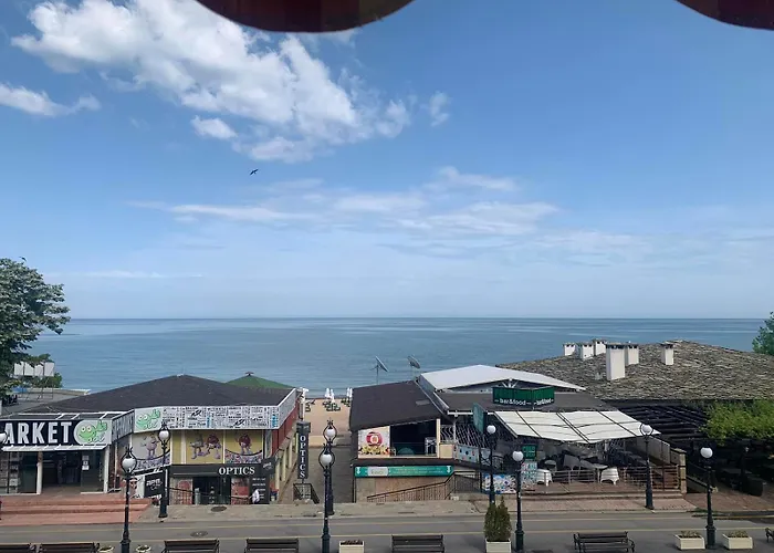 Apartment Golden Sands Rentals Apartments