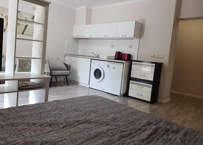 Golden Sands Rentals Apartments Apartment